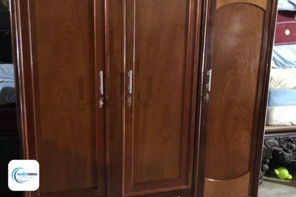 Chuyên thu mua tủ quần áo cũ tại Tây Hồ1