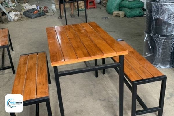Thu mua bàn ghế quán ăn tại Hà Nội 1