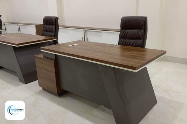 Thu mua bàn giám đốc cũ tại Hà Nội 2