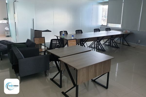 Thu mua bàn làm việc hiện đại 2
