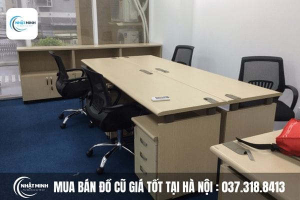Thu mua bàn ghế làm việc