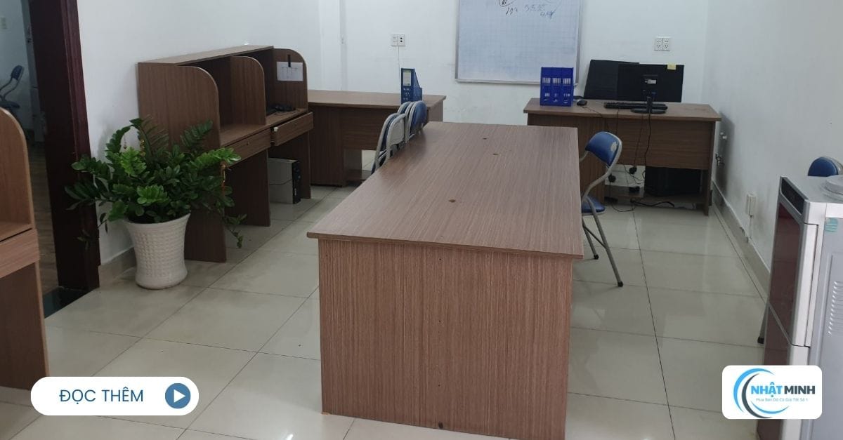 Thu mua bàn ghế làm việc3