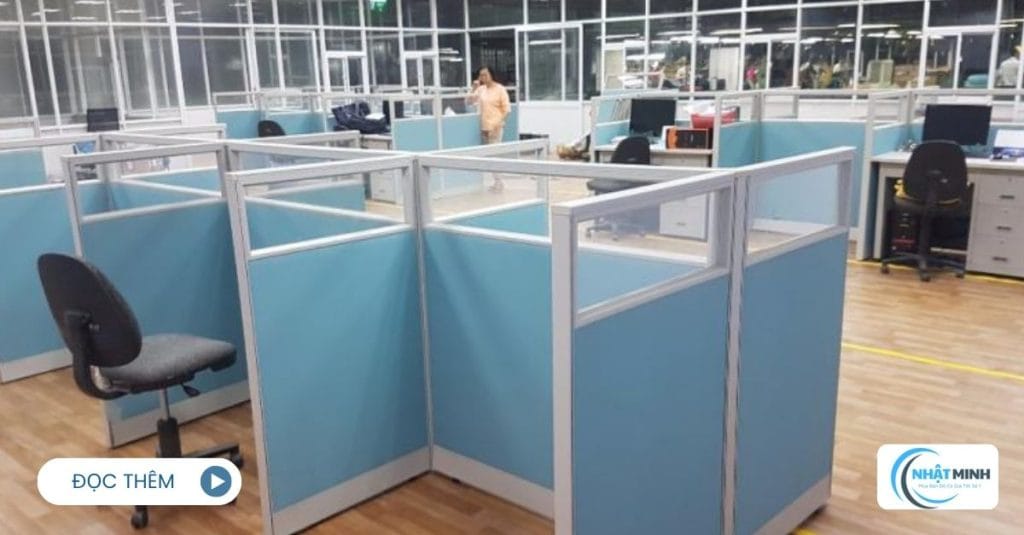 Thu mua vách ngăn bàn làm việc văn phòng3