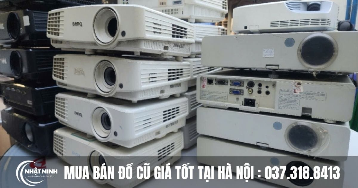 Máy Chiếu